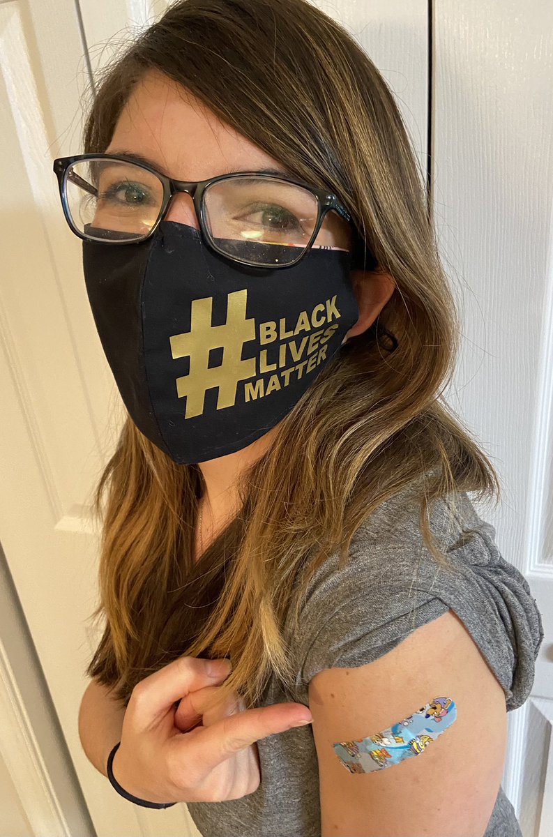 AmarchantePhD's tweet photo. Got my #PfizerCOVIDvaccine today! Honored to be one of the first recipients at @AIDHC. Feeling hopeful that together we can get through this! #SiSePuede #BLM https://t.co/Pr3vY3lew8