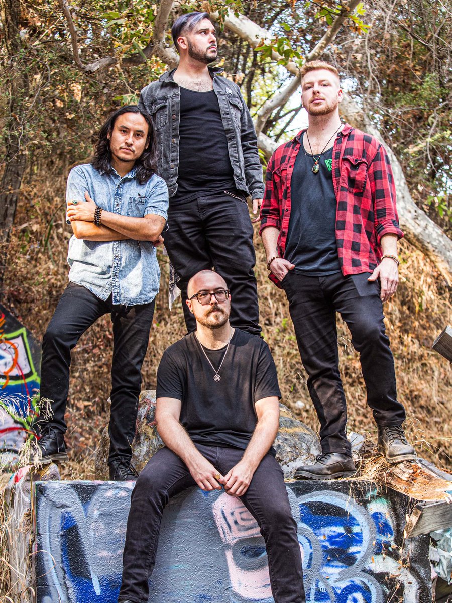 thewarmblooded's tweet photo. Ain't nothin' but a gangsta party⁠ 🔥🔥🔥⁠⠀
⁠⠀
We’re almost done with this dumpster fire of a year. Ya’ll deserve to celebrate with some new tunes, dontcha think?⁠⠀
⁠⠀
📷 @TyamiVice https://t.co/8RvIehV9AN