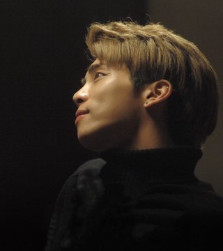 meilbam's tweet photo. Eventhough you get hurt but you are strength for some ppl
Eventhough you live in the darkness, you are light for many
수고했어 
그동안 너우 고마워 
늘 사랑해
미안해 
#AlwaysBeWithYou #jonghyunyoudidwell https://t.co/euVbq57b9Z