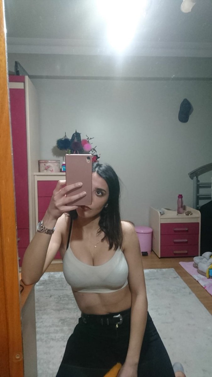 liselilerburda's tweet photo. Üniversiteli Yeşim 🔥
https://t.co/nN2crLe0Ub https://t.co/0H6XO81pIl