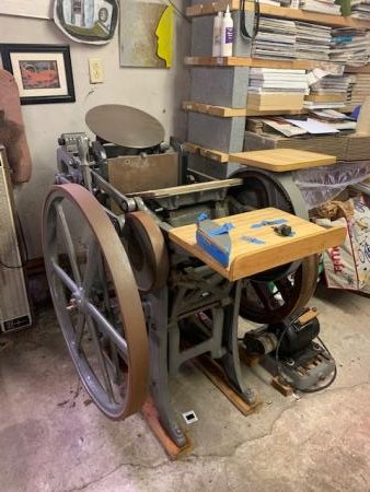 Motorized C&amp;P 9.5x15 #letterpress in the Classifieds. Great shape &amp; in working order. Comes with rollers, trucks, 2 chases. Making a move and this needs to find a new home where it can be used and enjoyed! PA. briarpress.org/57992
