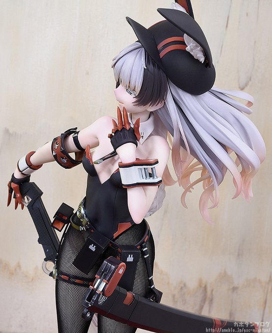 Amazon | フリーイング 戦闘兎 ×10 1/4スケール PVC製 塗装済み
