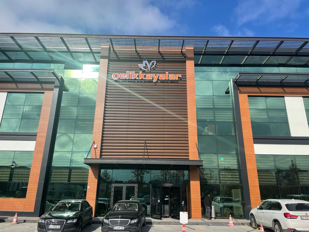 PamirLighting's tweet photo. Products of Pamir Lighting Fixtures have been preferred Konya Çelikkayalar Shopping Centres Administration Building office lighting in Konya. #shoppingcentre #manageroffice #managerbuilding #shop #Çelikkayalar #PamirLighting #interiordesign https://t.co/ZEzbuLP7n2