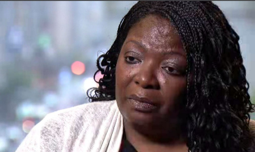 cbschicago's tweet photo. Lightfoot Acknowledges She Learned About Wrong Raid Of Anjanette Young's More Than A Year Ago https://t.co/2DBQn5uSHl https://t.co/MJPup0grsW