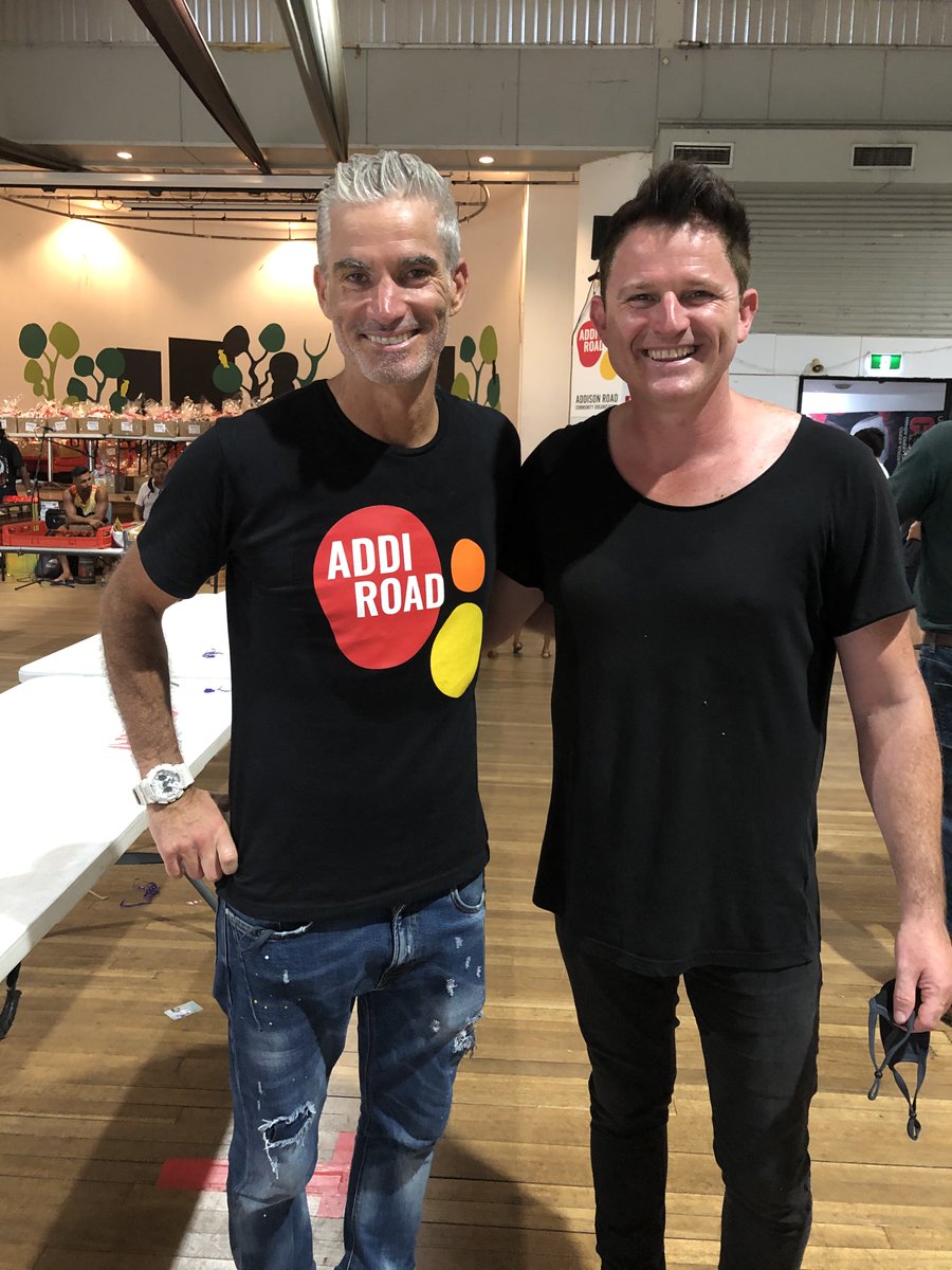 ciarangribbin's tweet photo. A brilliant start to the day packing food hampers for #hampersofhope at @addi_road. Wonderful to see the community coming together to deliver #foodhampers to those less fortunate. Thanks to @Craig_Foster for the work you do. Can't wait to do more! 😎
#foodsecurity #addiroad https://t.co/P5LlbHiSwH