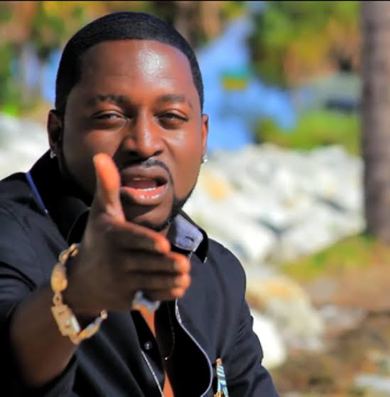 3. Olu Maintain: who dropped his major hit in 2007 titled "Yahooze", I could bet that this song is on the lips of every youth then even without knowing the inspiration behind the song. Mr Olu was inspired by his huge Online Cashout then. Well, music left him after his only hit!