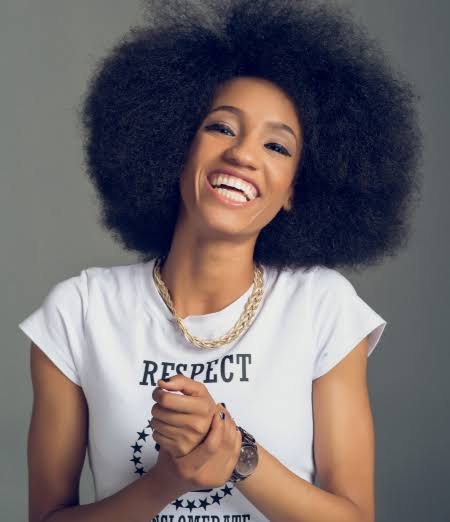 5. Dija: With an enchanting and sweet voice, Dija got everyone's attention when she released "Awww" under Mavin's record. But after the Donjazzy and Olamide's beef at the 2015 headies where she was seen jumping up when Don jazzy gave his blow, she allegedly dropped her talent!