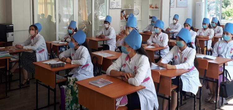 nodiramansurova's tweet photo. @EBRD &amp; #WeFi help teachers reconnect with students in Tajikistan 🇹🇯

Online learning takes off at a medical college in Sughd

Supporting women led #SMEs in Tajikistan together with #WeFi 

https://t.co/NnsxRYbdGi

W/ @ebrdInes @AytenQiyas @wteleki @BarbaraRambouse @NeilMcKain https://t.co/iUuipu22SJ