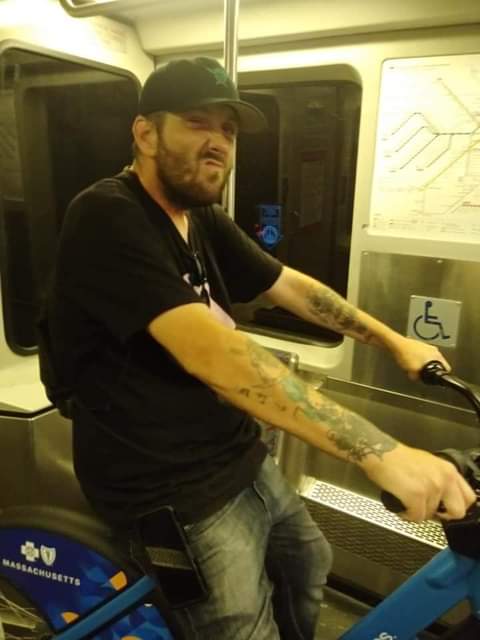 It's that type of day....on da commuter rail... https://t.co/8XIhQr2Vaf<a href="/tag/flirt4free"class="tags"><span>#flirt4free</span></a>