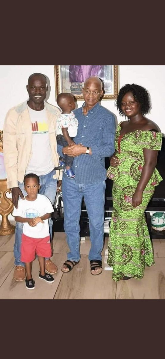 boullygalissa's tweet photo. Citoyen engagé la #GuineeConakry mort dans les geôles de @alphacondepresi  juste pour avoir choisi de se battre contre l’injustice et la violation de la démocratie RIP emprisonné dp8 6 Sept 20 RIP #RogerBamba 🙏🏿🙏🏿🙏🏿 @Guineenews https://t.co/xgFSSVeC91