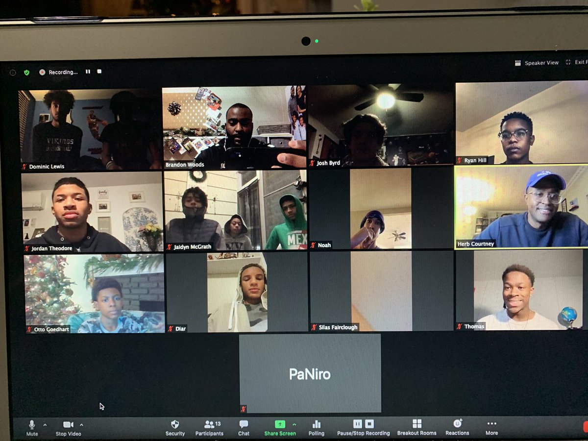 SweetHomeHoops's tweet photo. We had a great conversation about basketball and life with Coach Courtney, @therscfirmCEO tonight for our speaker series.  

Our players appreciate you taking the time to drop gems on your experiences within basketball and business. 
#family
@SHCSDAthletics https://t.co/LWLfurWeH8