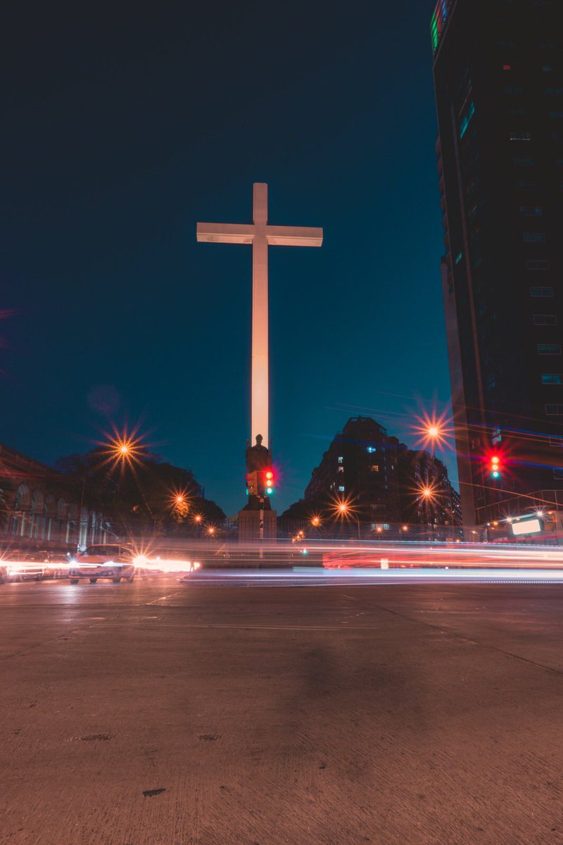 AnilecFotos's tweet photo. Cruces en la capital
.
.
. Montevideo,Uruguay.
.
.📷
.
.
#igersuruguay #clickarbus
#visualgrams #photoshop #lightroom
#moodygrams #gramslayers #creativeoptic #bokeh_shotz #instagood #visualmobs #weekly_feature #shotzdelight #way2ill #dof_brilliance #fatalframes #supremeshutter https://t.co/zaEXkisP5E