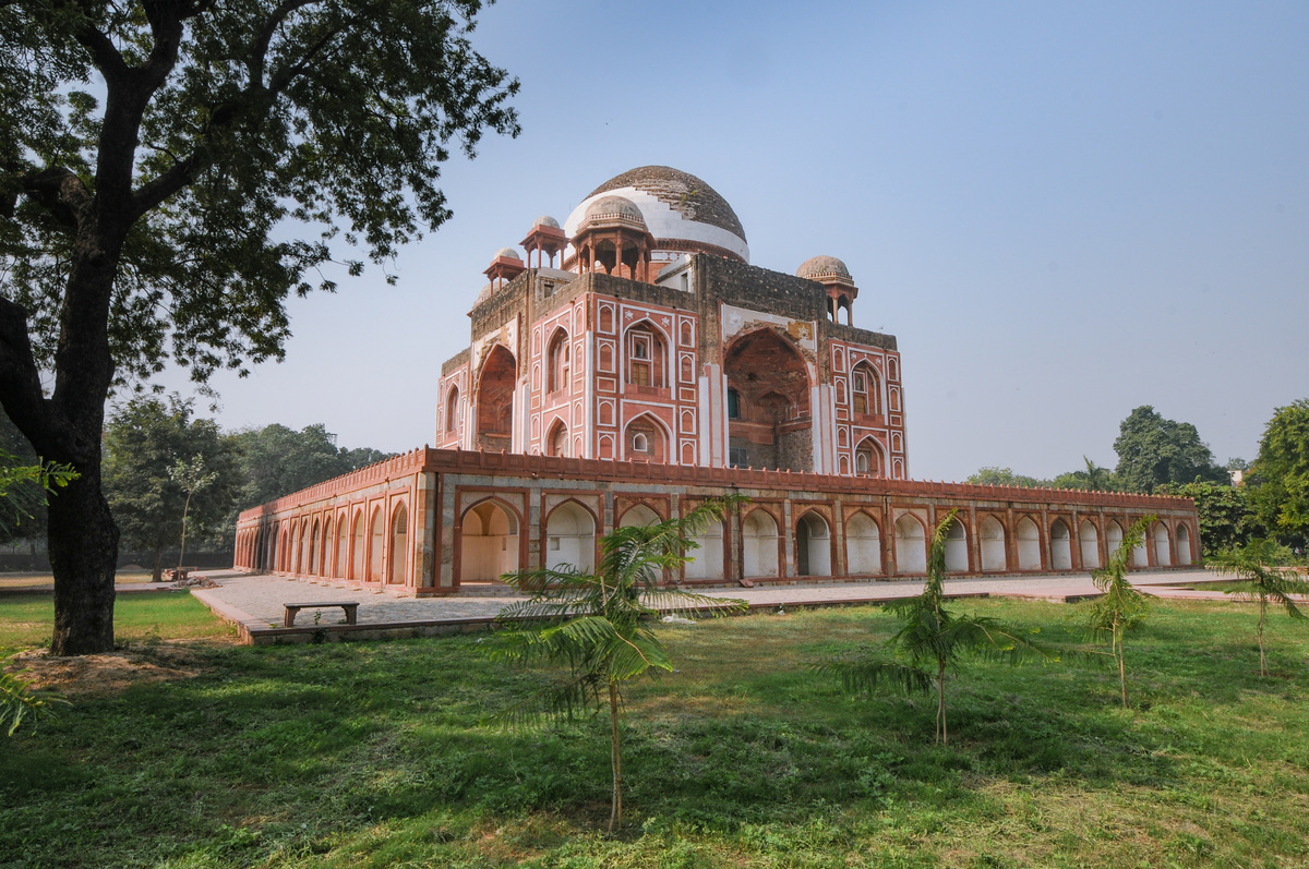 akdn's tweet photo. PRESS RELEASE - The Aga Khan Trust for Culture (#AKTC), in partnership with the @ASIGoI and the @InterGlobe_IGE Foundation, completed the conservation of Abdur Rahim Khan-i-Khanan’s Mausoleum in Delhi, #India. #AKDN 
https://t.co/m6IbaO9AVS https://t.co/NzVyts6Hvf