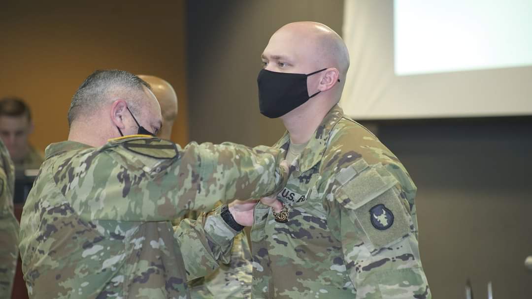 1SGMasterGunner's tweet photo. Abrams and Stryker Master Gunner classes 21-001 graduated yesterday. Commanders, PUT EM TO WORK... Congrats to you all. 14 new Abrams Mike Golfs, and 5 new Stryker Mike Golfs.
@ArmorSchool @316CAVBDE @ChapterUscaa #MikeGolf #MasterGunner @TRADOCCSM https://t.co/RDfcZ6SkKk