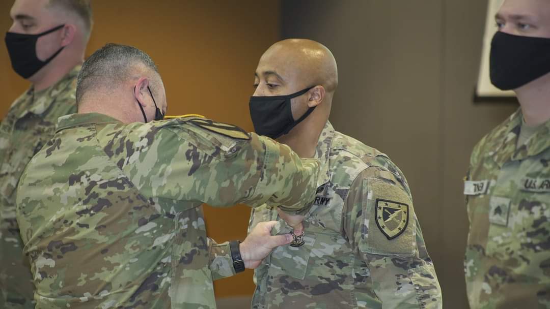 1SGMasterGunner's tweet photo. Abrams and Stryker Master Gunner classes 21-001 graduated yesterday. Commanders, PUT EM TO WORK... Congrats to you all. 14 new Abrams Mike Golfs, and 5 new Stryker Mike Golfs.
@ArmorSchool @316CAVBDE @ChapterUscaa #MikeGolf #MasterGunner @TRADOCCSM https://t.co/RDfcZ6SkKk