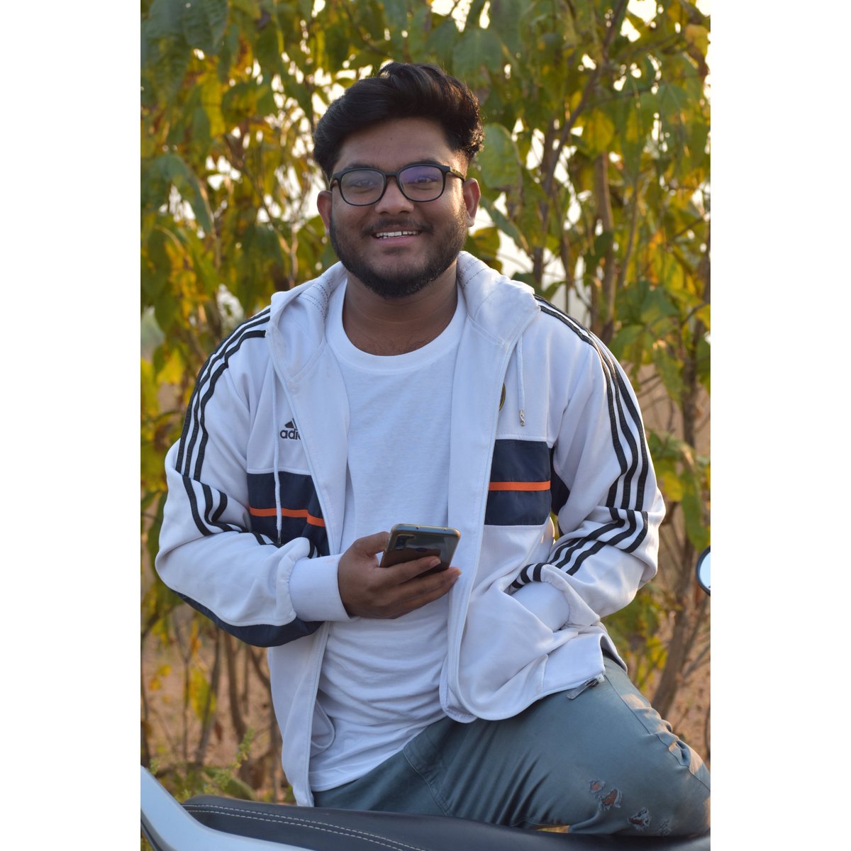 Aravind4334's tweet photo. #NewProfilePic https://t.co/vHedVg3piR