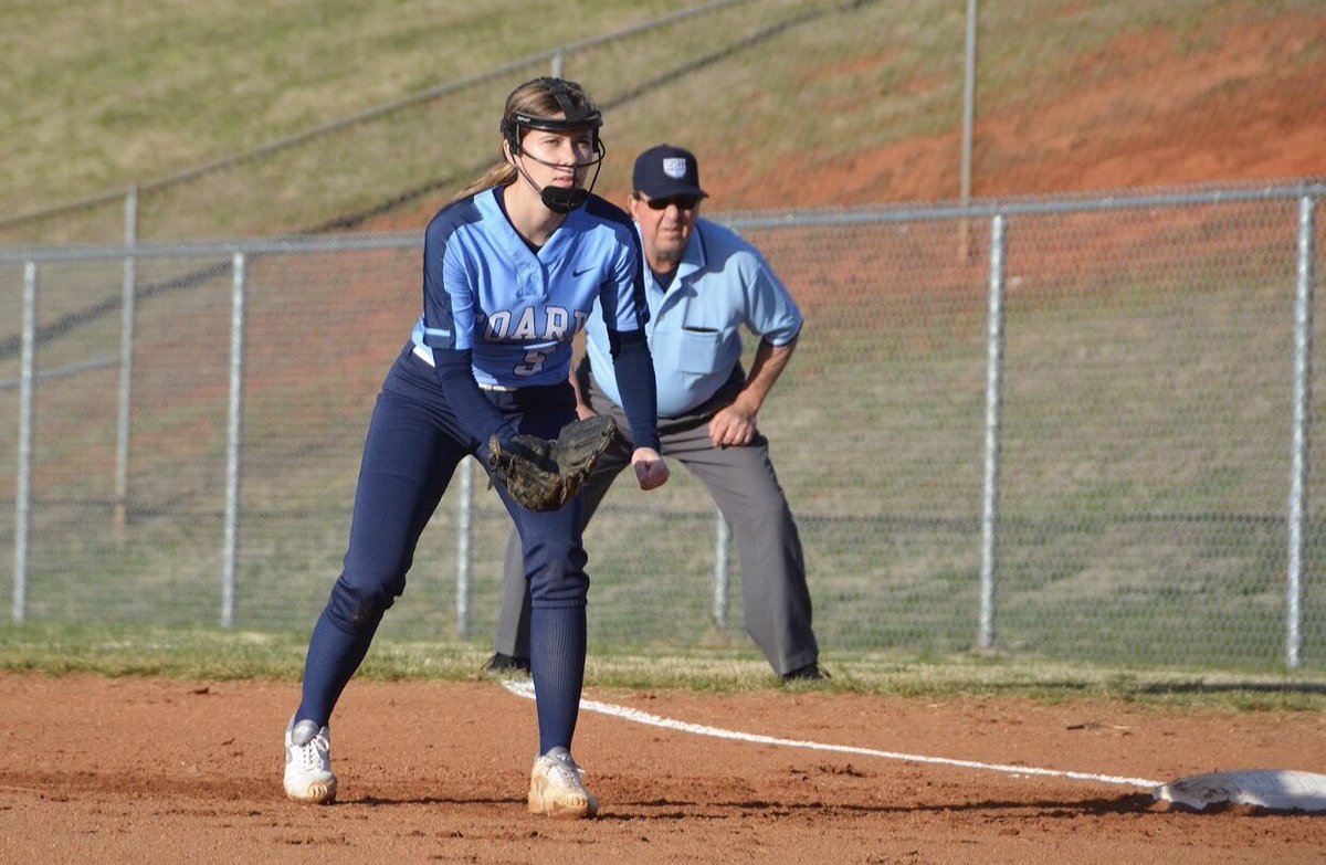breerene16's tweet photo. hurry hurry hurry😷 #seniorseason @FoardSoftball https://t.co/aDmRgvfjrB