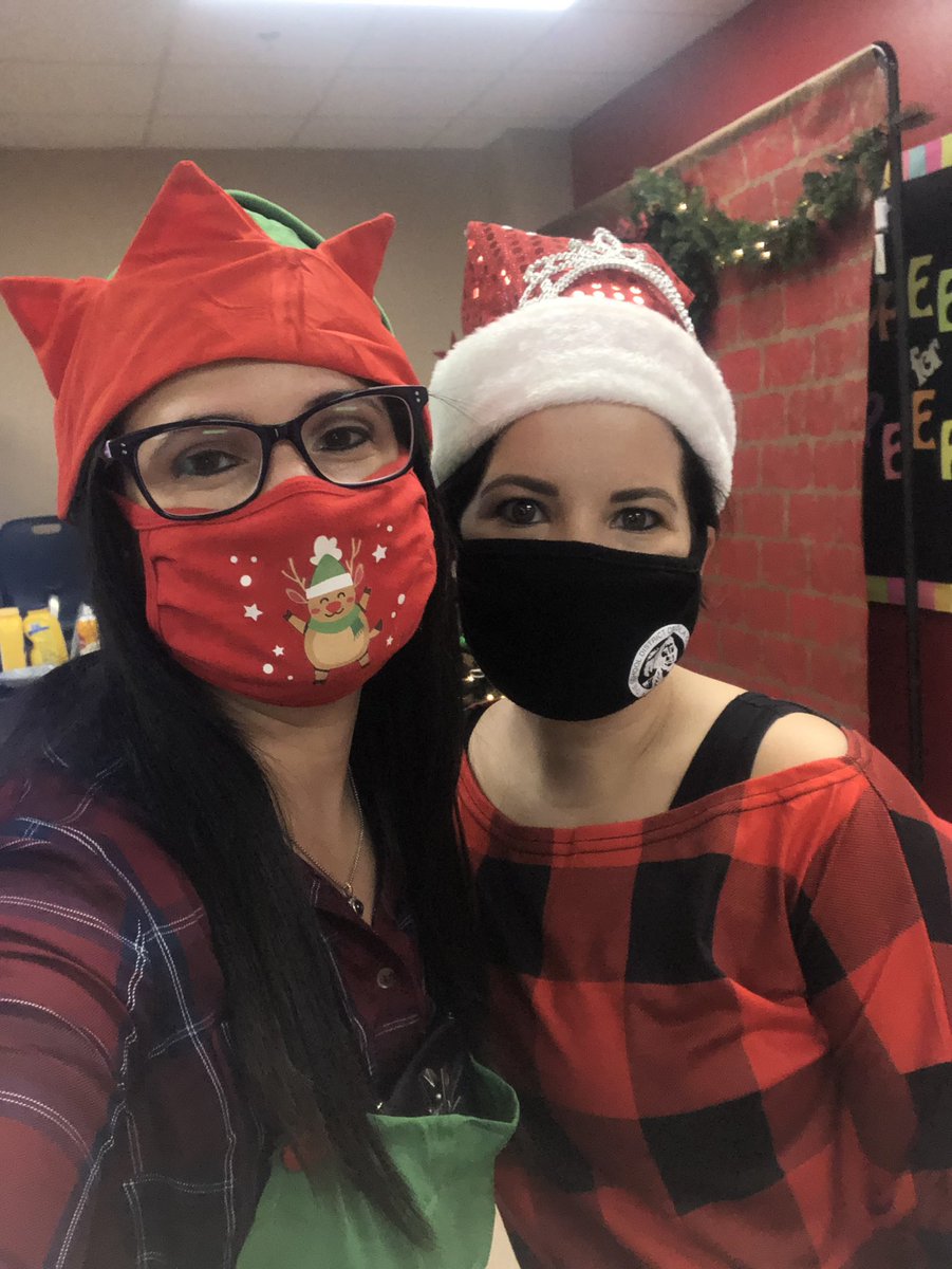 It was Waffles and Pancakes Day 🥞 ❤️🧇 We love our teachers and staff 🤗 #flannel #holidayspirit #plaid