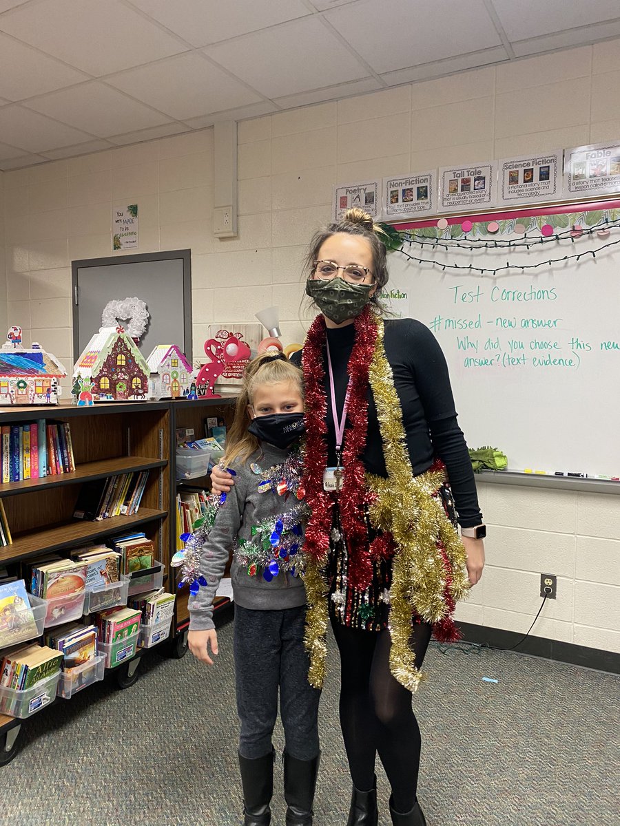MsDavis4grade's tweet photo. This week>>>>> https://t.co/qUDkfws03t
