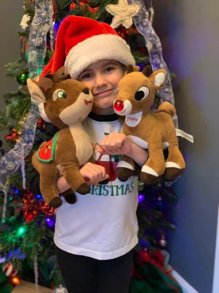 SeaIsleSeahawks's tweet photo. Today”s Theme: “Deck the Halls” with Red & Green ❤️💚
#SeaIsleStyle #WinterBreak #12DaysCountdown https://t.co/gxxY8Xj2kC