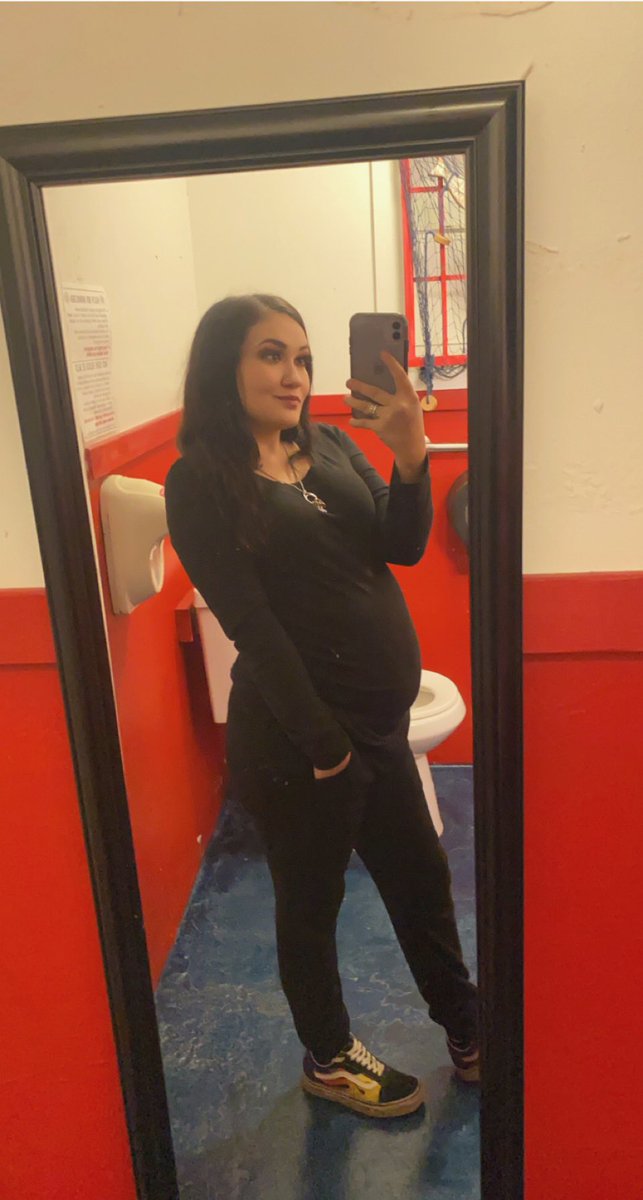 zoiewaine's tweet image. So excited for my blessing 🥺💕#27weeks