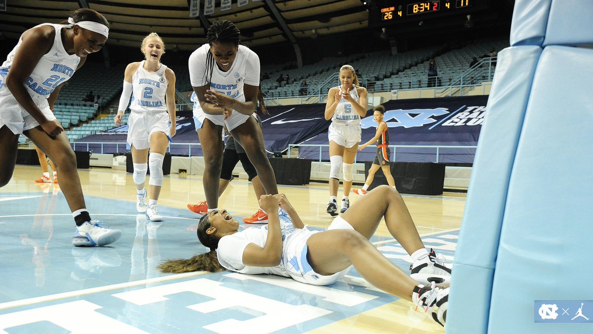 uncwbb's tweet photo. BIG MOOD ⚡️

#GoHeels | #InPursuit https://t.co/Bltm5KPilv