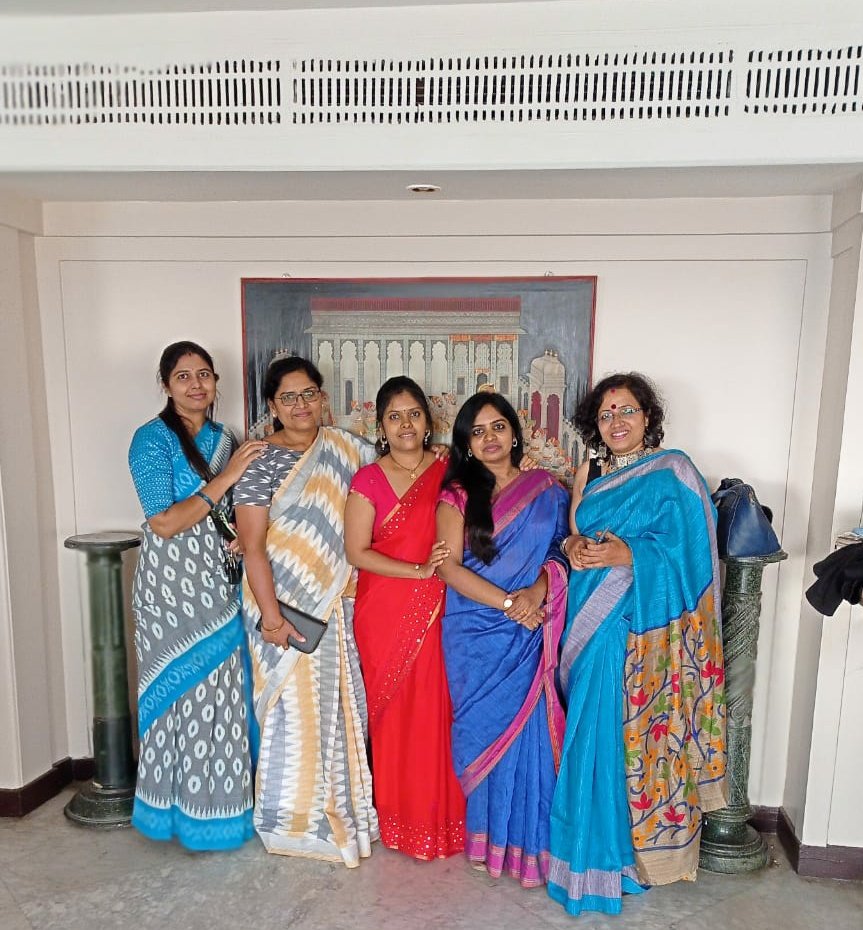 shanthi_vp's tweet photo. Refreshing time with batchmates...
#needbreak
#friendstime https://t.co/8fuJ9Gm6PX
