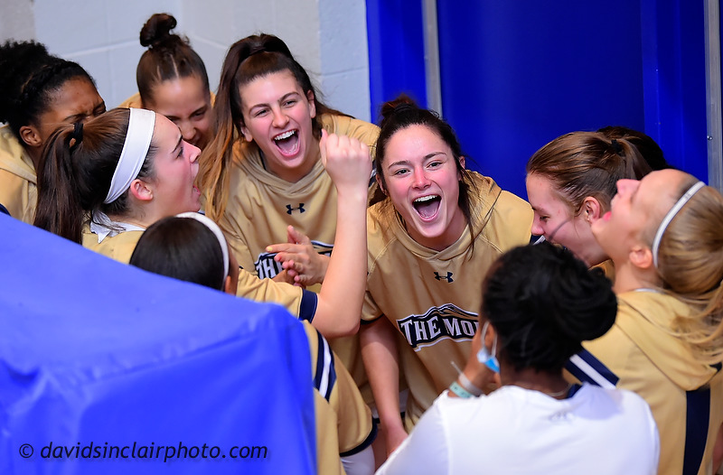 PhotoSinclair's tweet photo. @MountAthletics #bestof December #homeopener #basketball competition photo blog: https://t.co/IuCqsv6exI ... I'm really looking toward 2021! Checkout the photostore for full coverage: https://t.co/tGqpD6ktWP ... @Mount_WBB @MountHoops #MountRise | #ClimbTHEMOUNTain https://t.co/RYKVgCfsF9