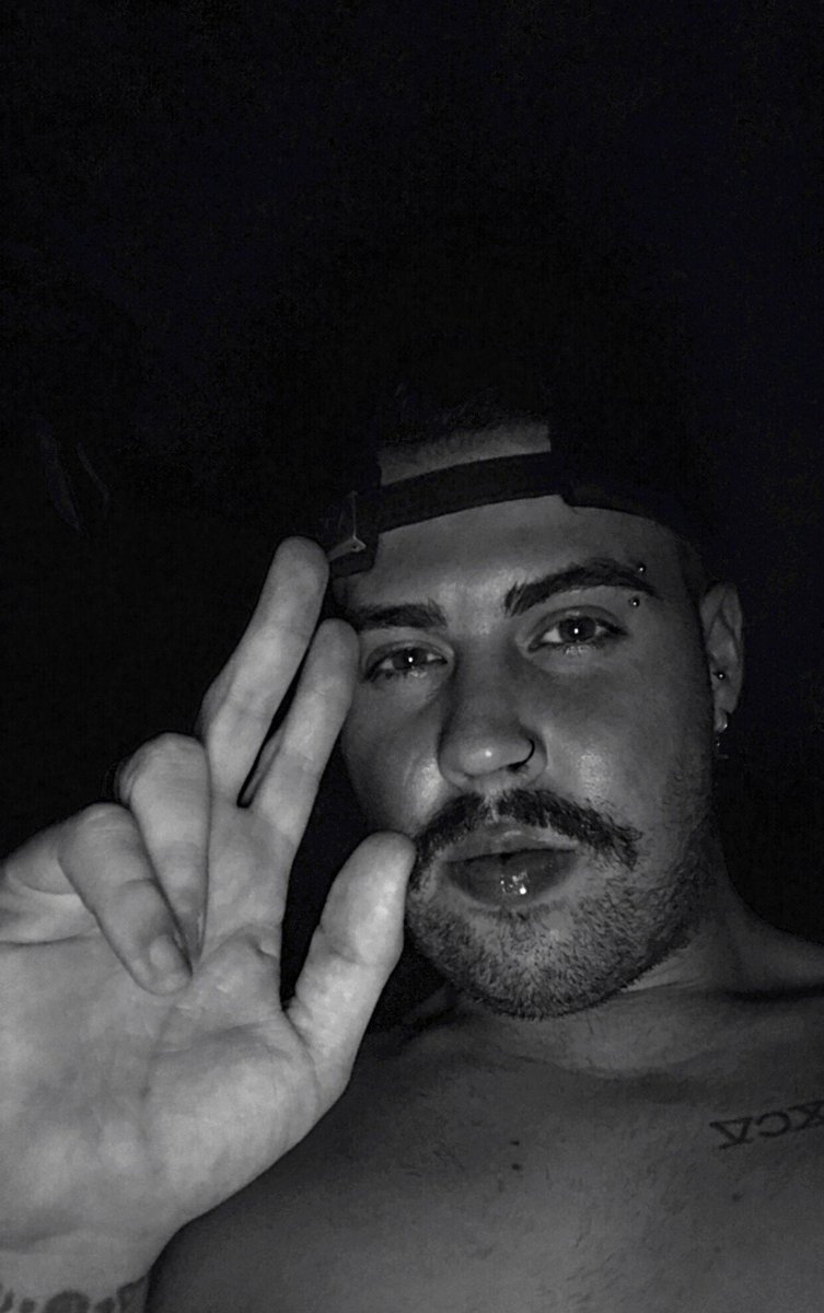 _lucasnunesln's tweet photo. #modonoturno 🌚 https://t.co/kyHW8JZmL5