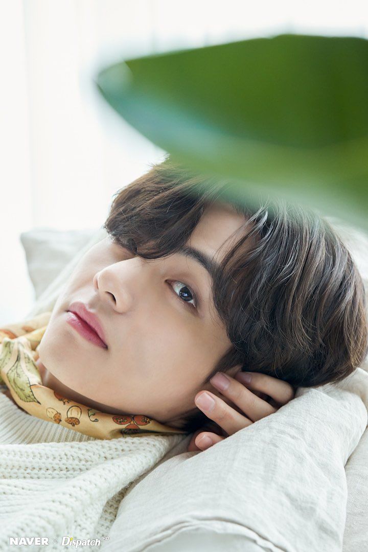 Sshhtii_'s tweet photo. Naver x Dispatch HD Kim Taehyung
#KIMTAEHYUNG #DICON #Dispach #dispatchbts #Taehyung #entertainoftheyear https://t.co/pE3JeMrFzO