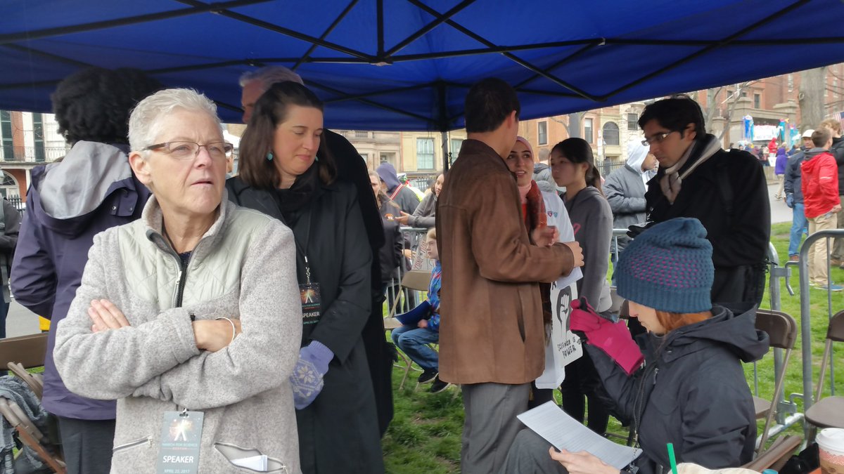 Liz Crocker tweet media