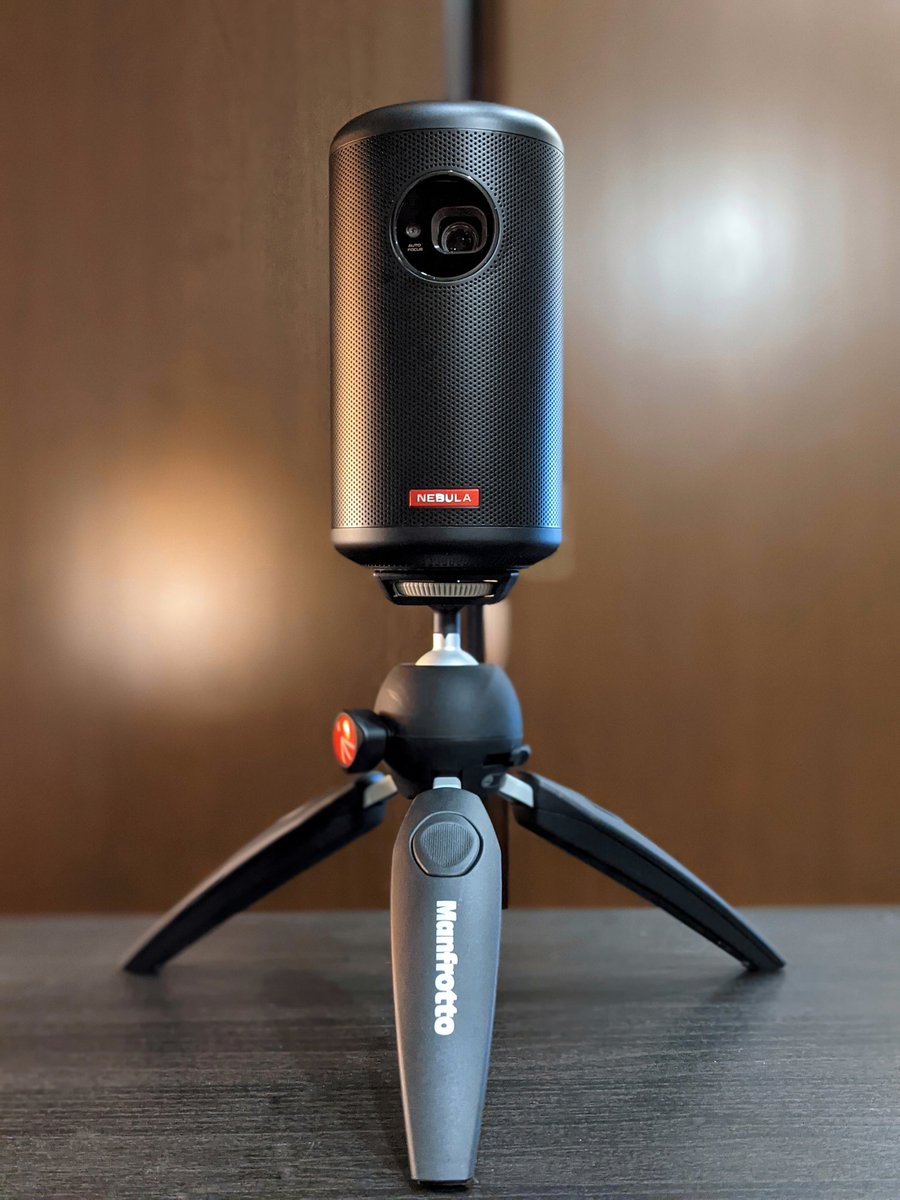 Anker Nebula Capsule II おまけ　Manfrotto 三脚