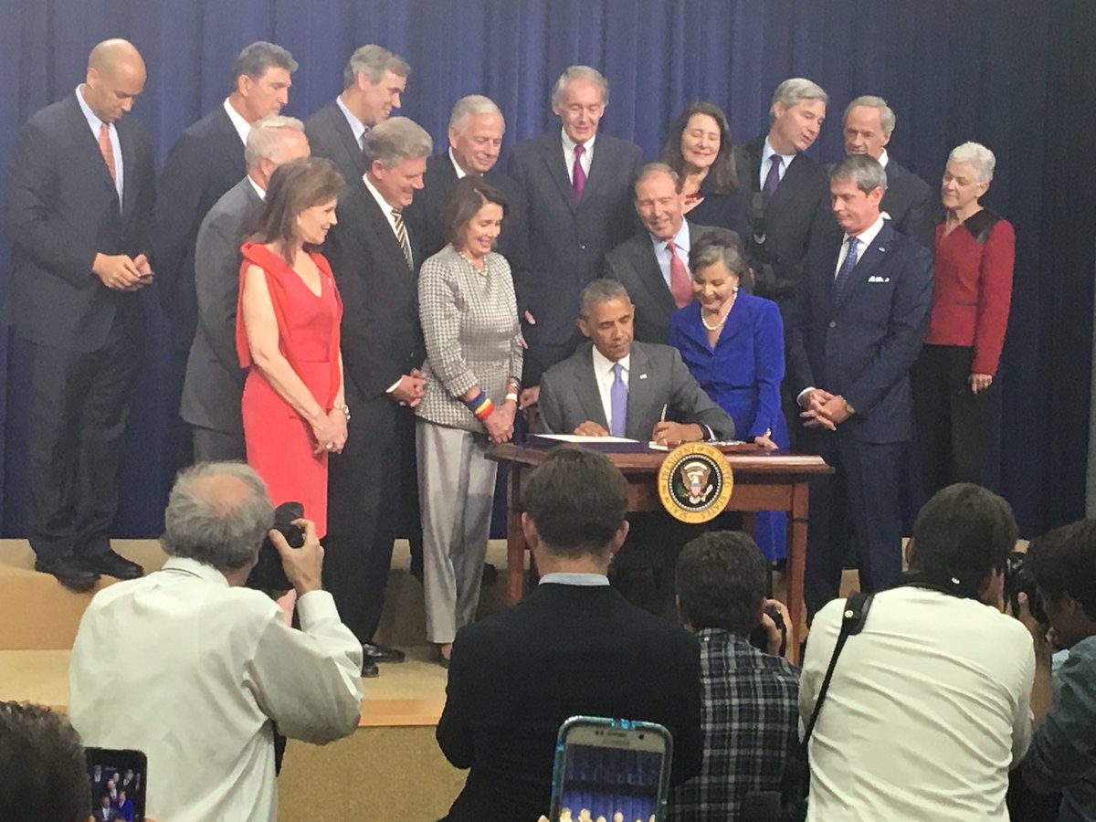 @Gina_McCarthy Gina standing up for anticipated protections from deadly toxics like #Asbestos #BanAsbestosNow at 2016 historic TSCA signing #BuildBackBetter