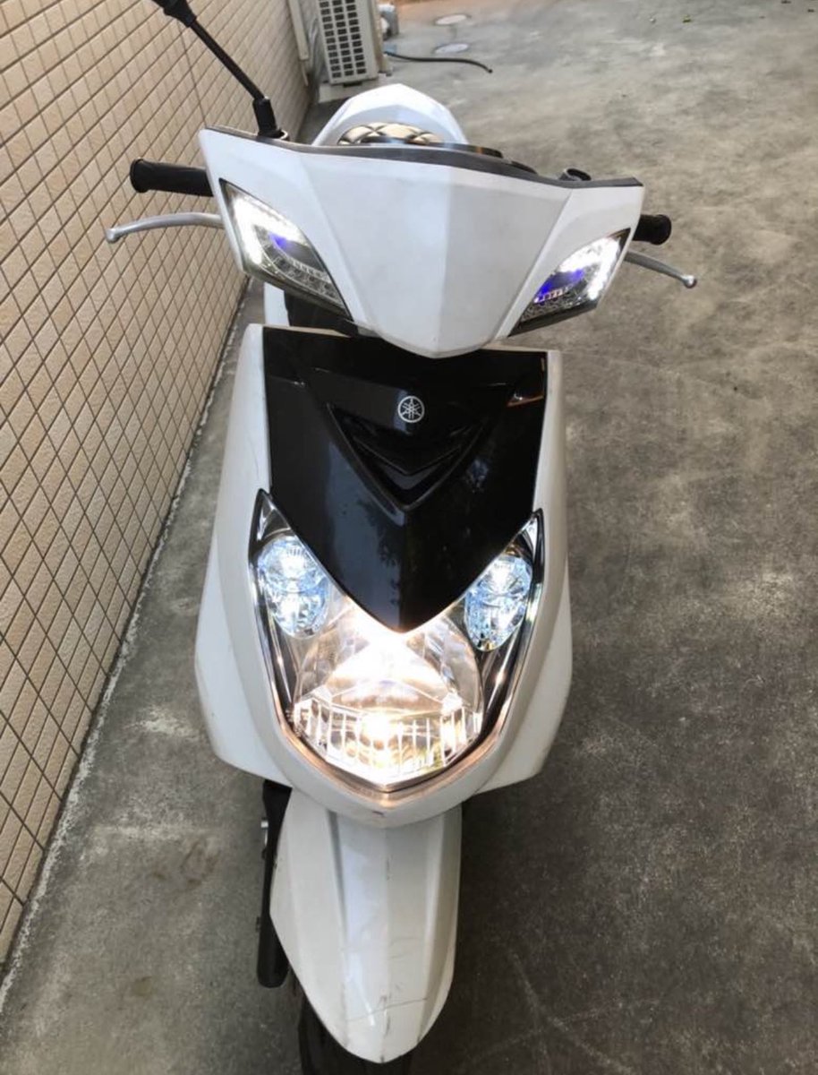 R__012345's tweet photo. シグナスX125cc売ります‼️

・値段7万です！
・メーター中古に変更済みの為走行距離不明
・オイル交換2000キロに1回交換
・外装キズ割れありです。
走行は支障なしです！

気になる方DMお願いします❗️

#シグナスx125売ります
#シグナス125売ります
#アドレスv125売ります
#125cc売ります https://t.co/kYtMCwoDFB