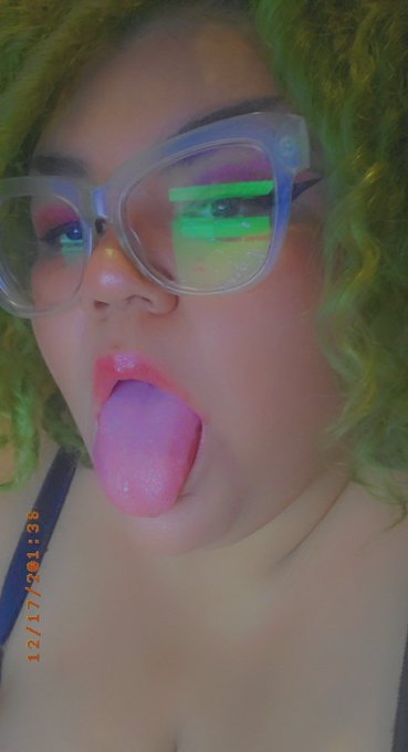 Worship me, bitch. #bbw #bbwgoddess #sissy https://t.co/n6tDxlZ4CX<a href="/tag/bbw"class="tags">#bbw</a><a href="/tag/bbwgoddess"class="tags">#bbwgoddess</a><a href="/tag/sissy"class="tags">#sissy</a>