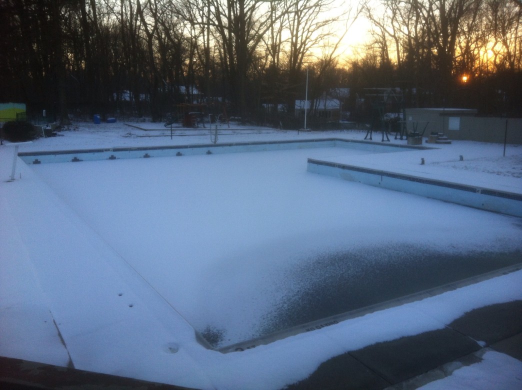 jeremymunson's tweet photo. I heard a rumor that Walz will be loosening more restrictions, allowing 50% capacity on outdoor pools. Can anyone confirm? https://t.co/sDythrzhgI