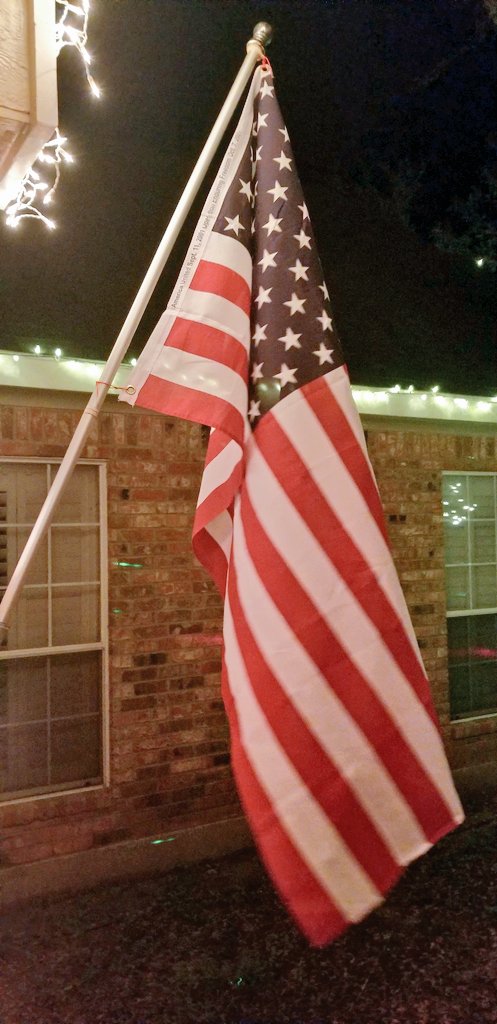 BuilderGuard's tweet image. This is my flag, along with all my fellow Vets. May we never forget the sacrifices that those gave to secure our freedom and our Country. Whenever a Vet reaches out, my hand will be open. Always Faithful.
#IGotYourSix #VetsResistSquadron #VetsResistSupportSquadron #NeverForget