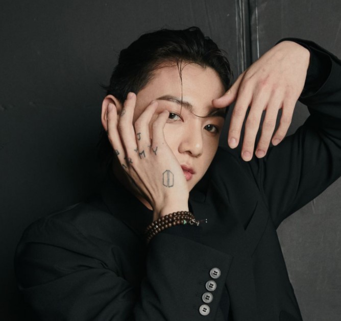KINGSEOKJINPH's tweet photo. #LAZADA https://t.co/ctq7WRdX0t
#SHOPEE https://t.co/LJTuMYpRfV
ON-HAND & AVAILABLE BTS ESQUIRE MAGAZINE WINTER 2020/21 #Esquire #BTSEsquire
#BTS #V #Jungkook #Jin #Jimin #Suga #JHope #RM #BTSArmy #BTSPhilippines #BT21 #Army #Koya #RJ #Shooky #Mang #Chimmy #Tata #Cooky #Van https://t.co/iaJPIWdiB0