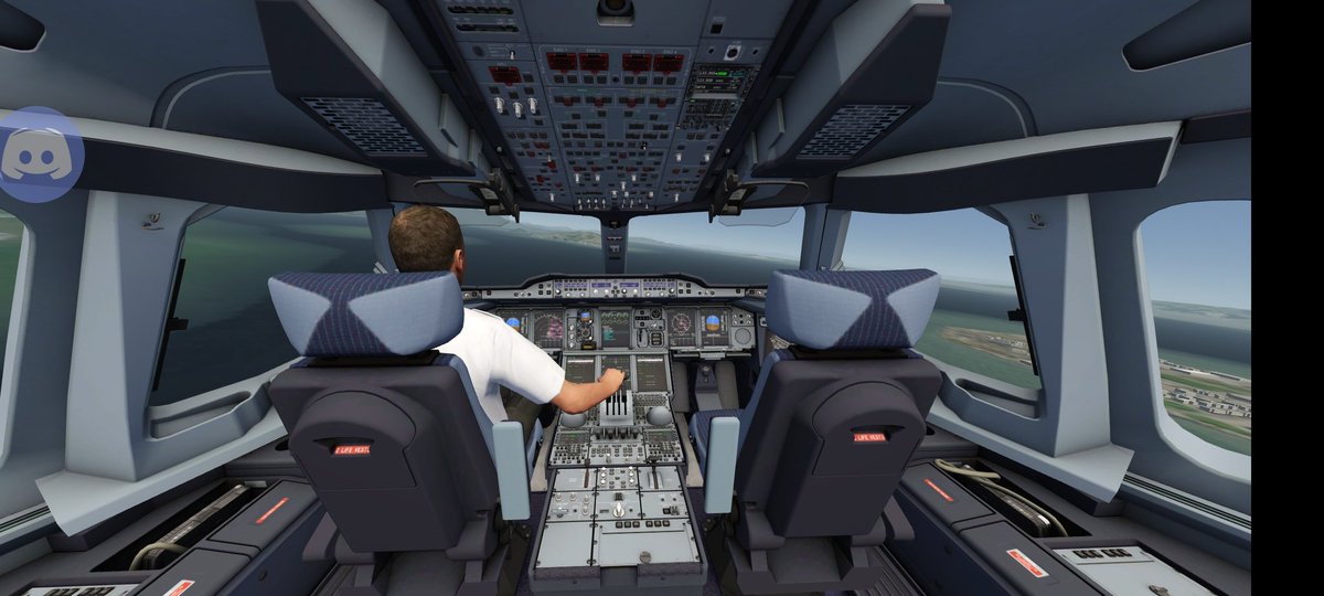 AviationGeek777's tweet photo. @_darren_huang_ The IF graphics are amazing! I don't have IF bit it looks amazing! This is aerofly FS2020 on my phone with Snapdragon 720g and adreno 618. It's a redmi note 9s! I think my friend @McflyAnimations uses the same! https://t.co/8p74f9PIIl