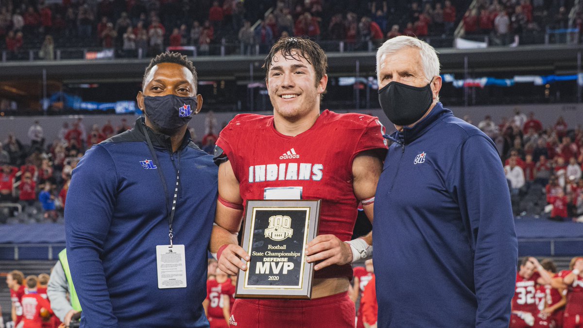 uiltexas's tweet photo. Congratulations to @football_ned on their 1st #UILState Football Championship! 

Jonathon Brooks (Hallettsville) named Offensive MVP with 299 rush yds (3A Champ Game Record), and 3 TDs.

Xavier Wishert (Tuscola Jim Ned) named Defensive MVP with game-high 9 tackles. https://t.co/Lctn6etXM9