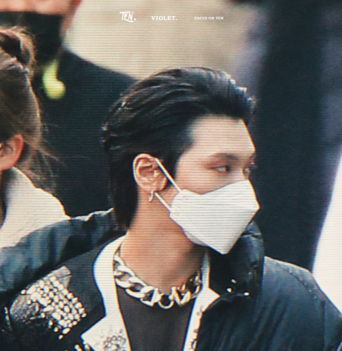 แผงผัก                           แผงหนังสือ

แผงโซล่าเซลล์               แผงอย่างรัว