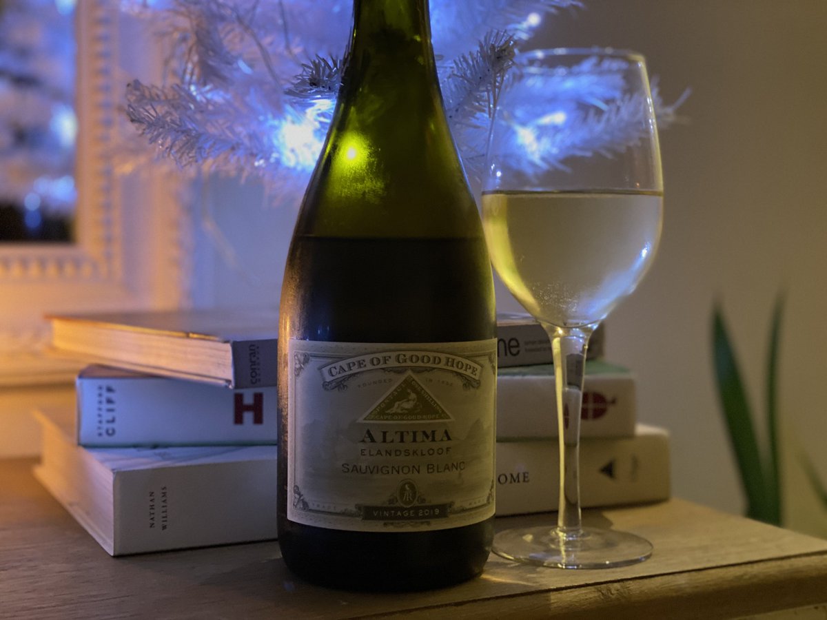 DanReallyLikesWine tweet media