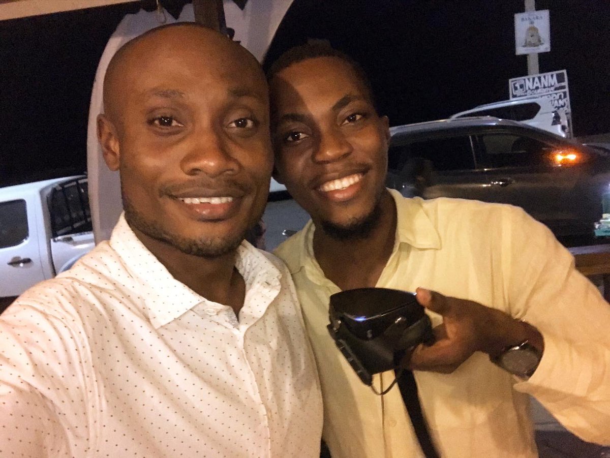 RythsonSergil's tweet photo. Jere tèt nou kont COVID-19 ak SOLO MASK !Solo Store

Solo Mask se  yon mask Mike Bellot @mikebellot2 kreye  ki vini ak yon kas bloutouf - mikro entegre - ak vantilasyon elektrik...
#haiti
#mikebellot #innovationhaiti #solomask #COVIDー19 #coronavirus https://t.co/ziIfP6YFL4