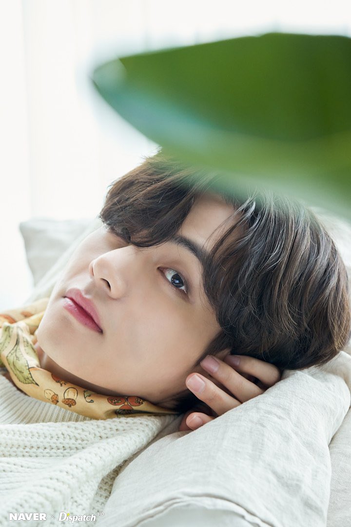 PoojaAnandtweet's tweet photo. Save me someone!!#KIMTAEHYUNG #dispatchbts #BousnidStars2020 https://t.co/AVU9wgm9Td