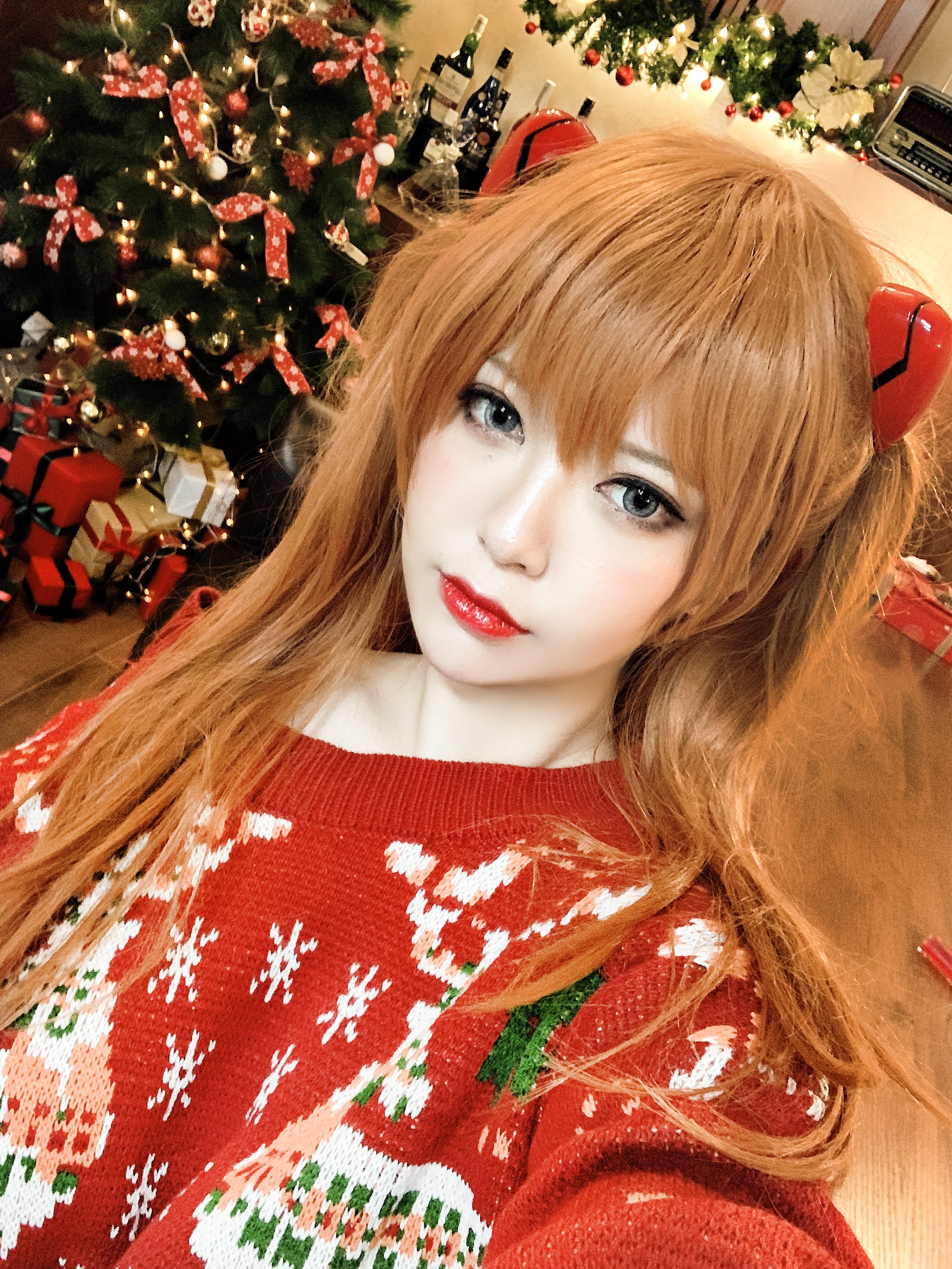 画像,クリスマス写真撮影中です。~❤️#Asuka  #EVA https://t.co/A1cqUEqjc7。