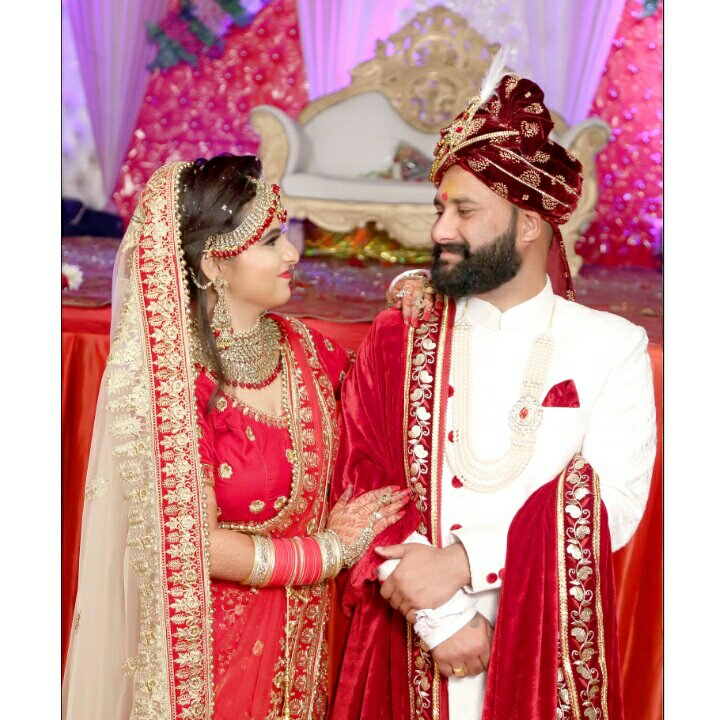 INehaKamboj's tweet photo. लो सफर शुरू हो गया...हमसफ़र जो तू हो गया ♥😍👫

@Vishalk0033
#NewProfilePic https://t.co/izl40ZQopv