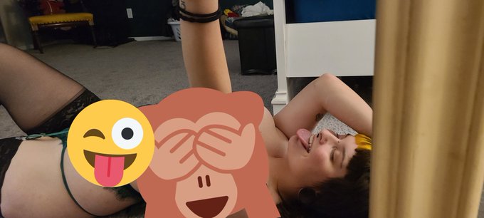 Go check out my new OnlyFans post! I got a new set and I'm in love 🤤🤤🥰🥰https://t.co/1KEQHId6m7 https://t<a href="/tag/onlyfans"class="tags"><span>#onlyfans</span></a>