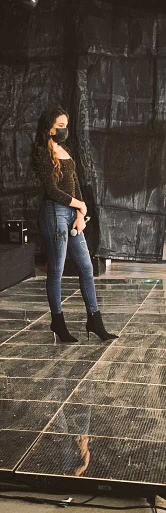 Valió la pena la espera Princesa 🤩
Sos La Mejor 💙
<a href="/Angiefloreshn/">Angie Flores 💙🎶💜</a> 

#AngieEnHnPorHn