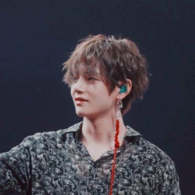 girlfhange's tweet photo. taekook au(s) que eu ja li - a thread https://t.co/CXm4ZqaJ2p