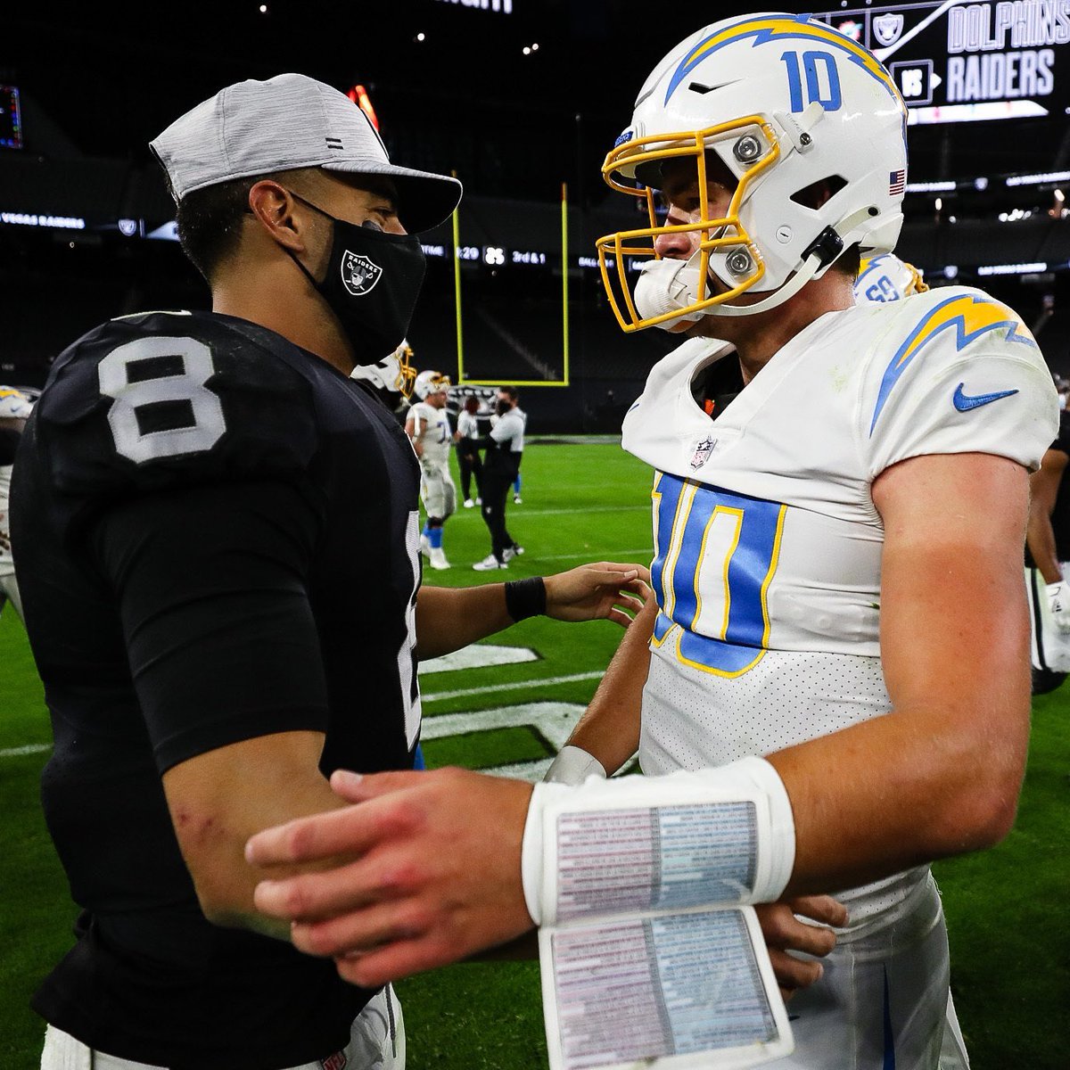 Autzen Students tweet media